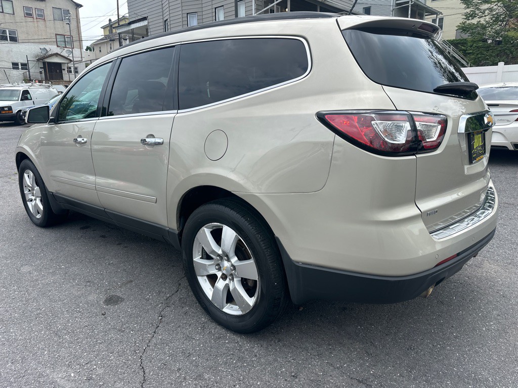 2013 Chevrolet Traverse Image 4