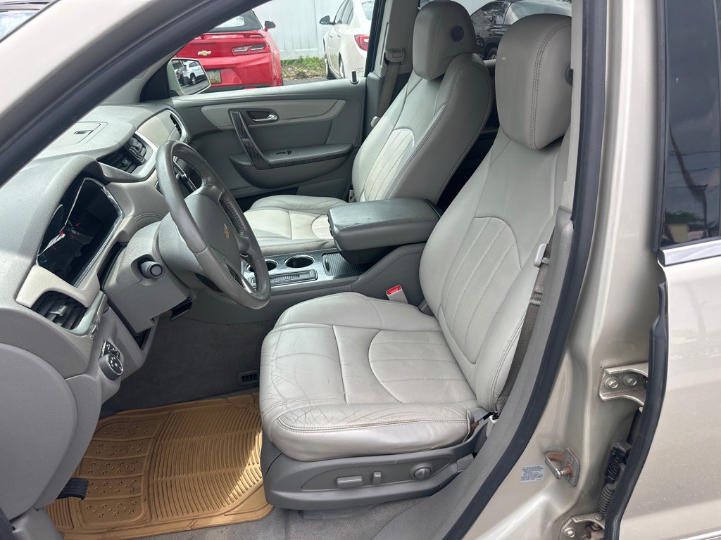 2013 Chevrolet Traverse Image 9