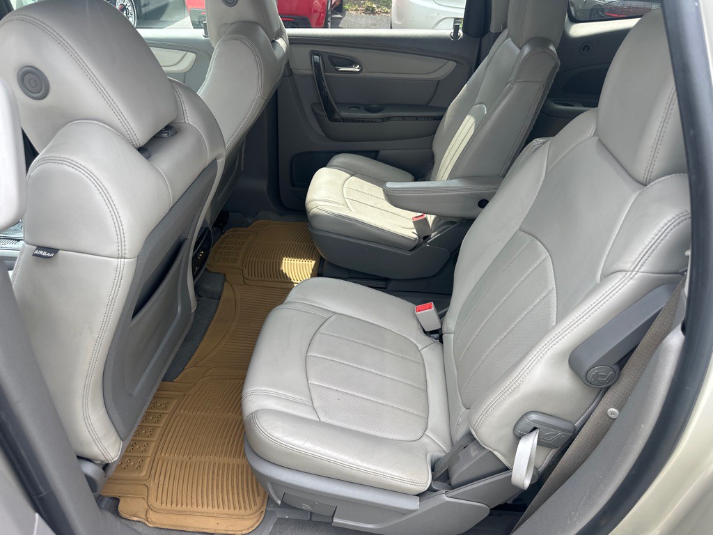 2013 Chevrolet Traverse Image 12