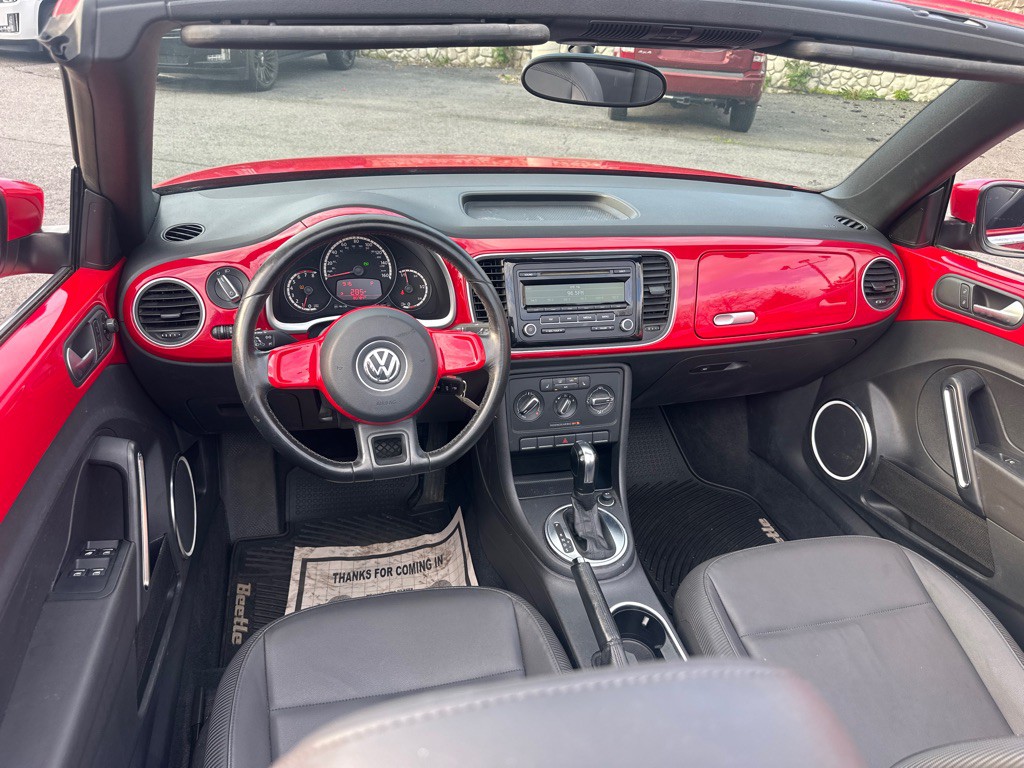 2013 Volkswagen Beetle Image 43