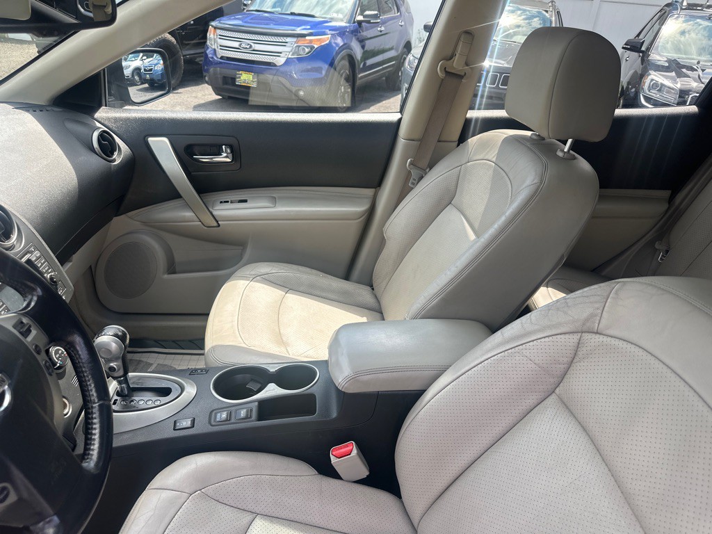 2012 Nissan Rogue Image 18