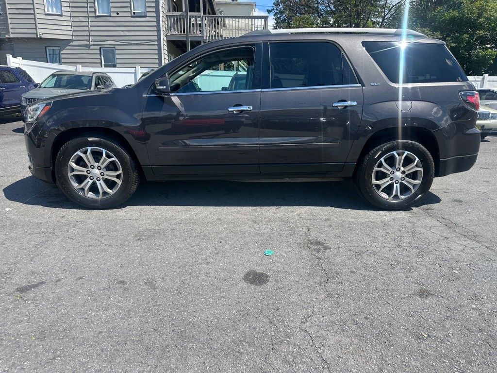 2014 GMC Acadia Image 2