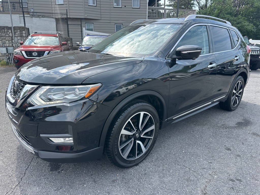 2018 Nissan Rogue Image 9