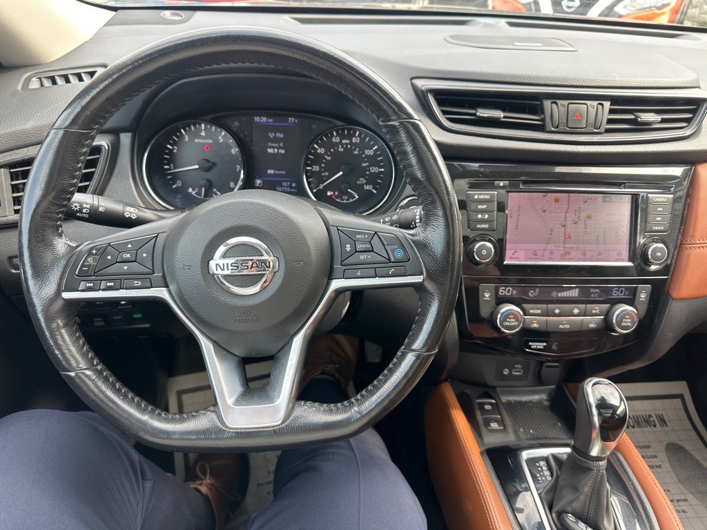 2018 Nissan Rogue Image 43