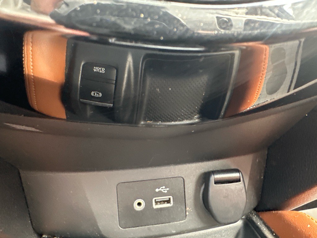 2018 Nissan Rogue Image 48