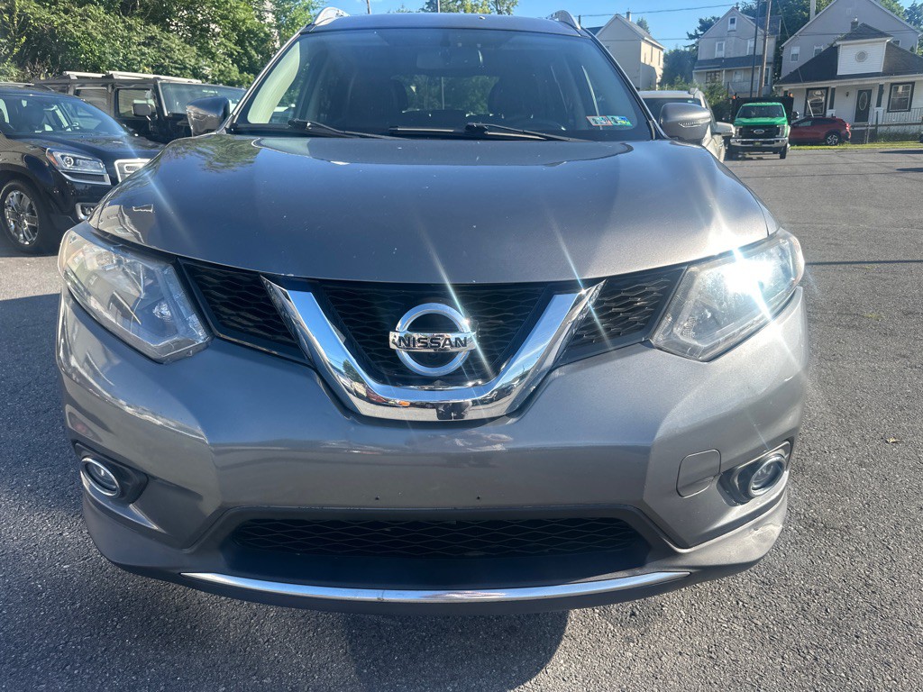 2016 Nissan Rogue Image 2