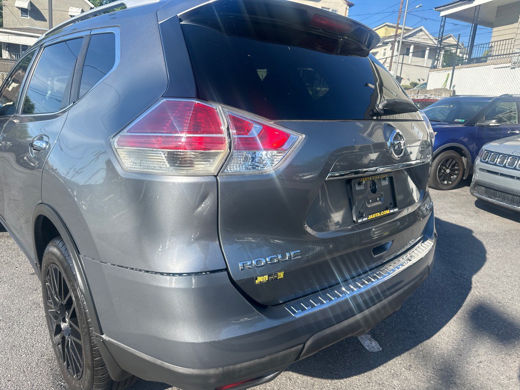 2016 Nissan Rogue Image 4