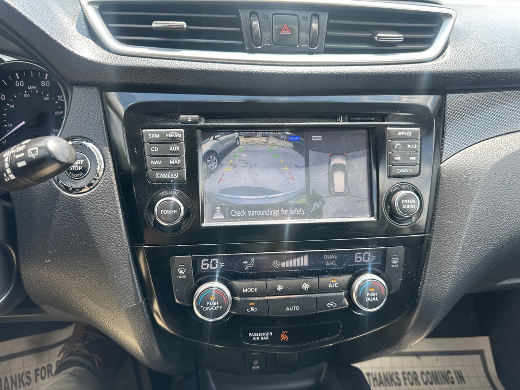 2016 Nissan Rogue Image 15