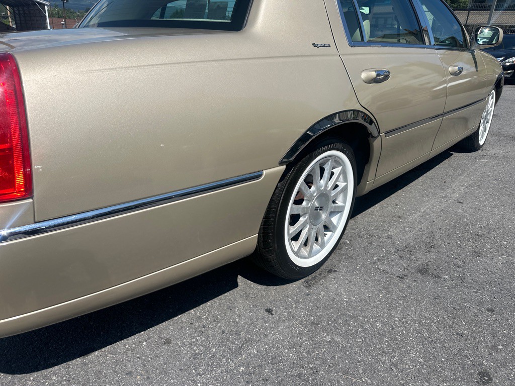 2006 Lincoln Town Car Image 6