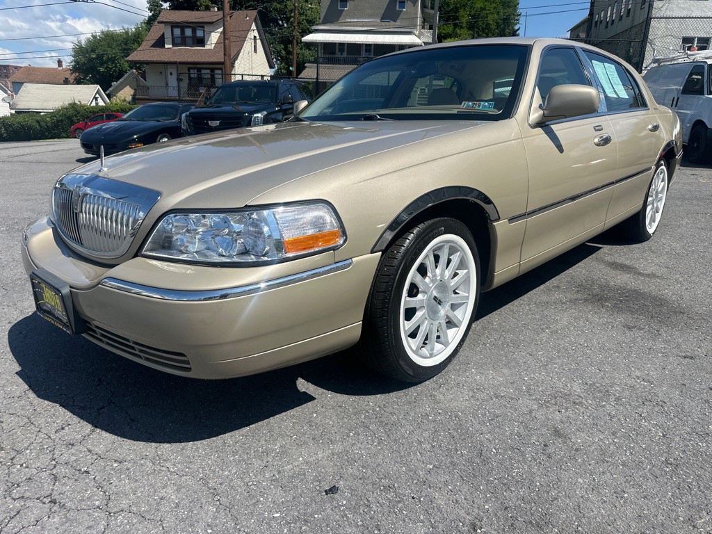 2006 Lincoln Town Car Image 14