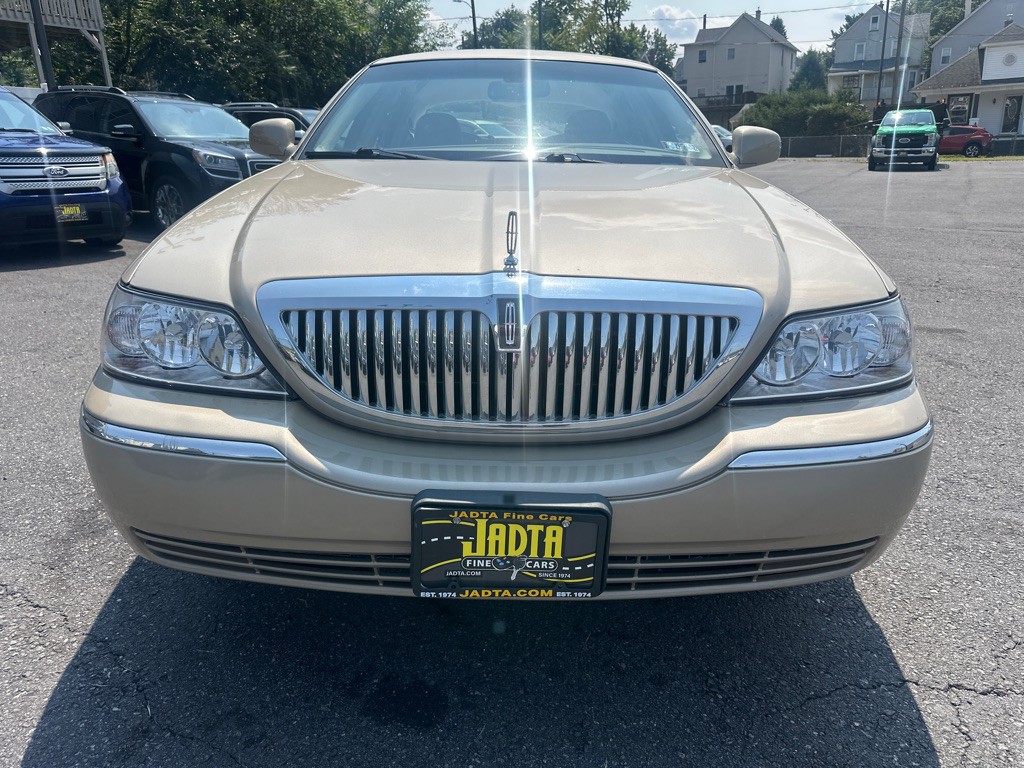 2006 Lincoln Town Car Image 20