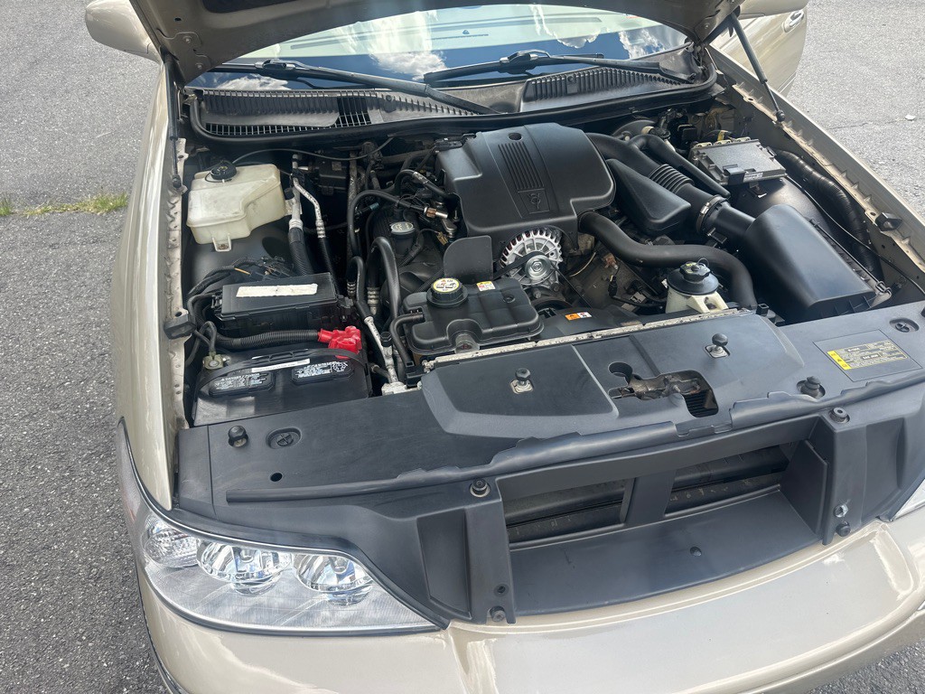2006 Lincoln Town Car Image 45