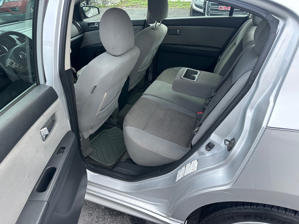 2010 Nissan Sentra Image 14