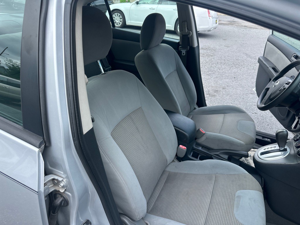 2010 Nissan Sentra Image 26