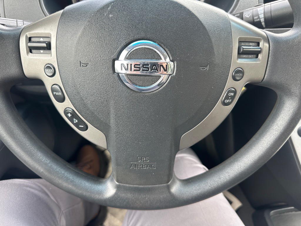 2010 Nissan Sentra Image 33