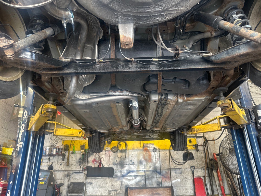 2010 Nissan Sentra Image 35