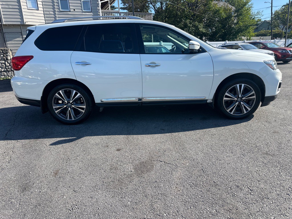 2019 Nissan Pathfinder Image 7