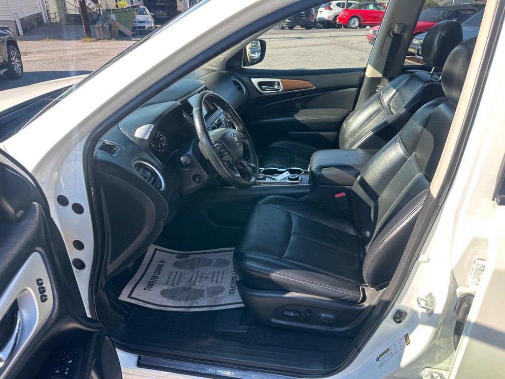 2019 Nissan Pathfinder Image 23