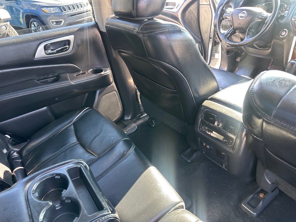 2019 Nissan Pathfinder Image 32