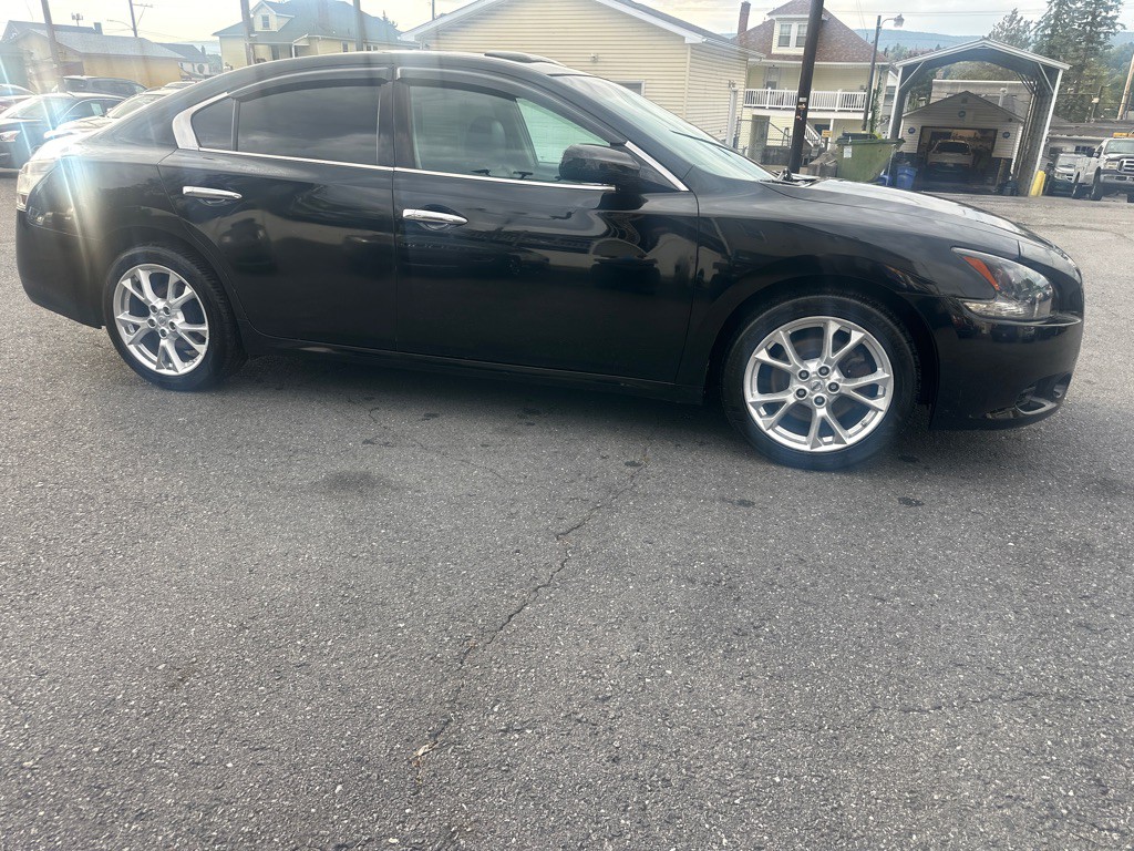 2014 Nissan Maxima Image 2