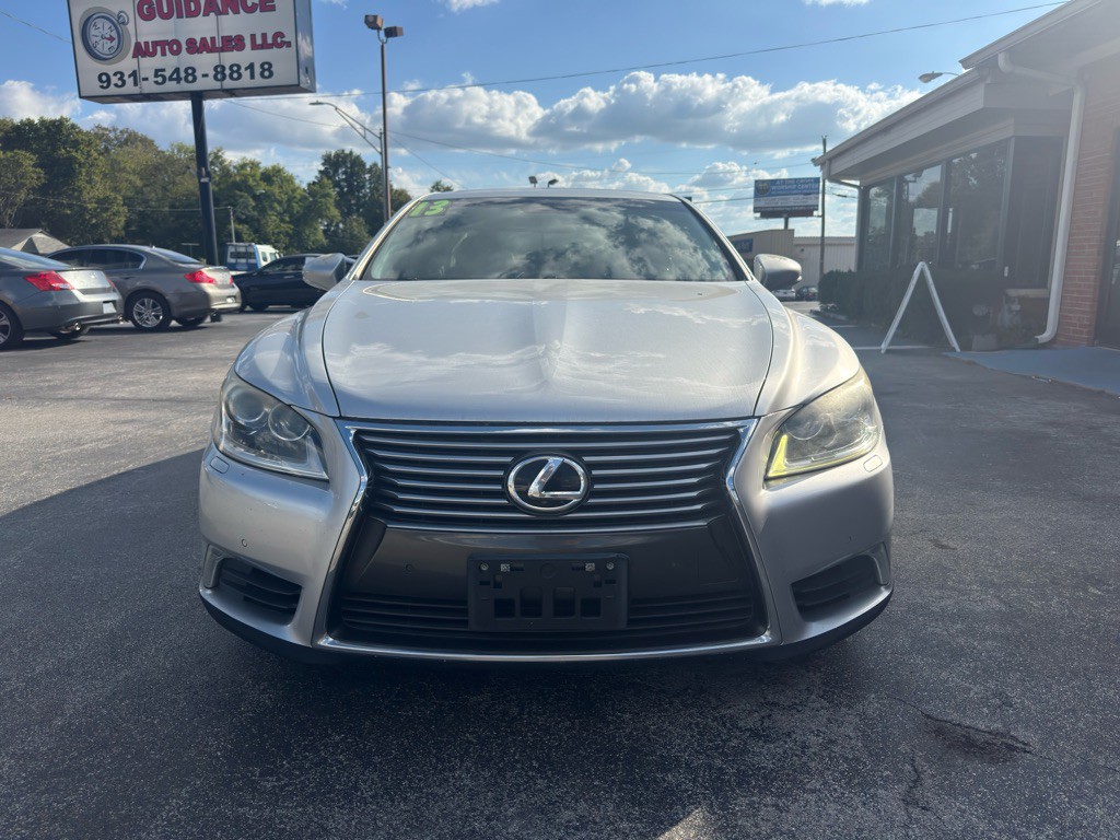 2013 Lexus LS Image 2