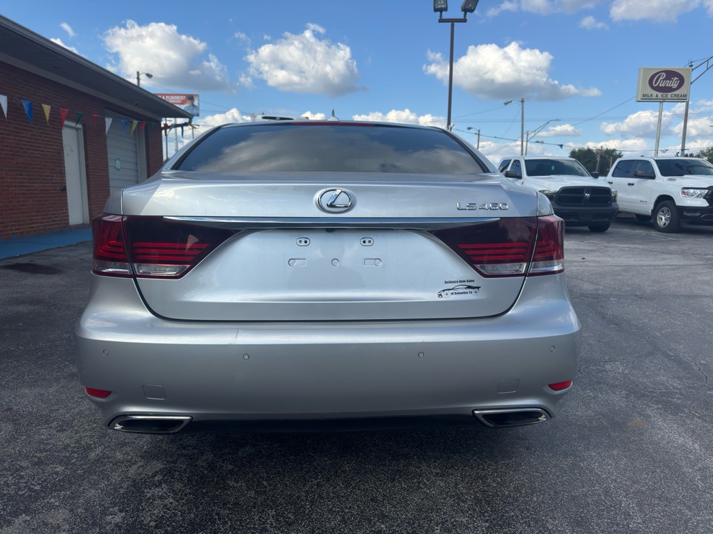 2013 Lexus LS Image 7