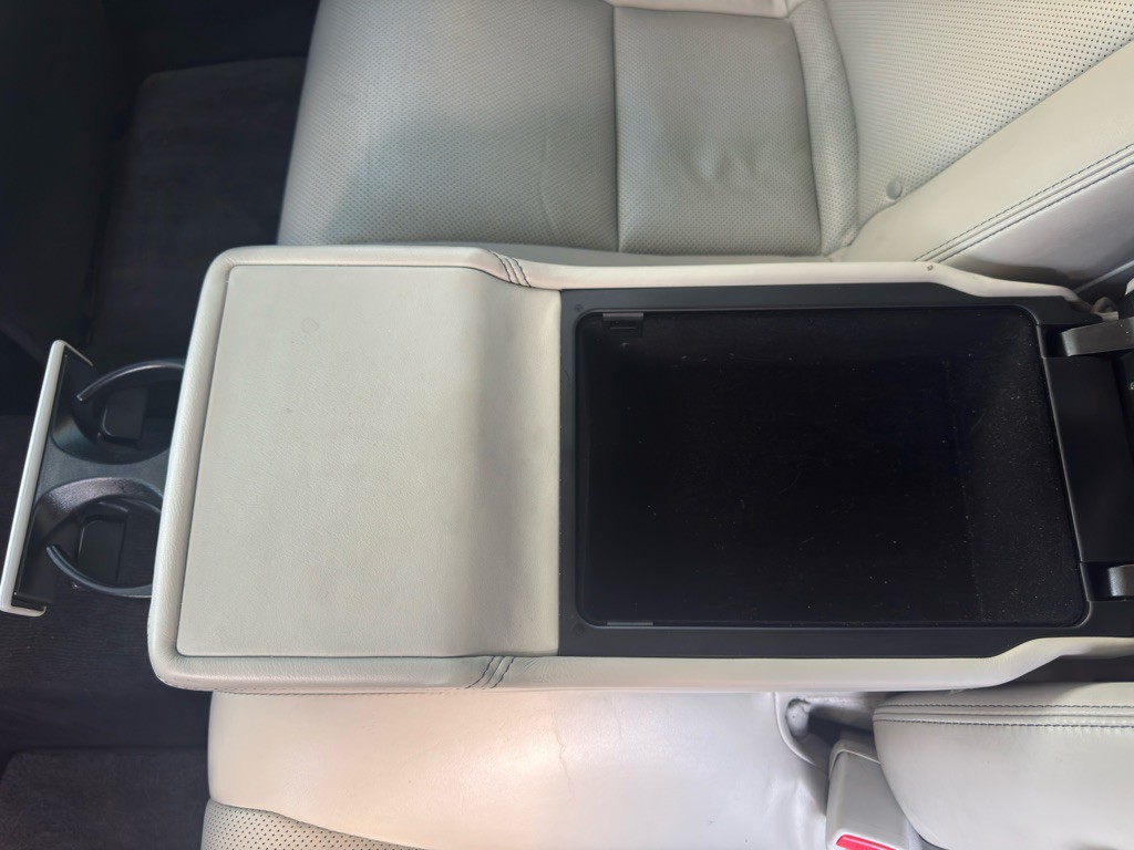 2013 Lexus LS Image 51