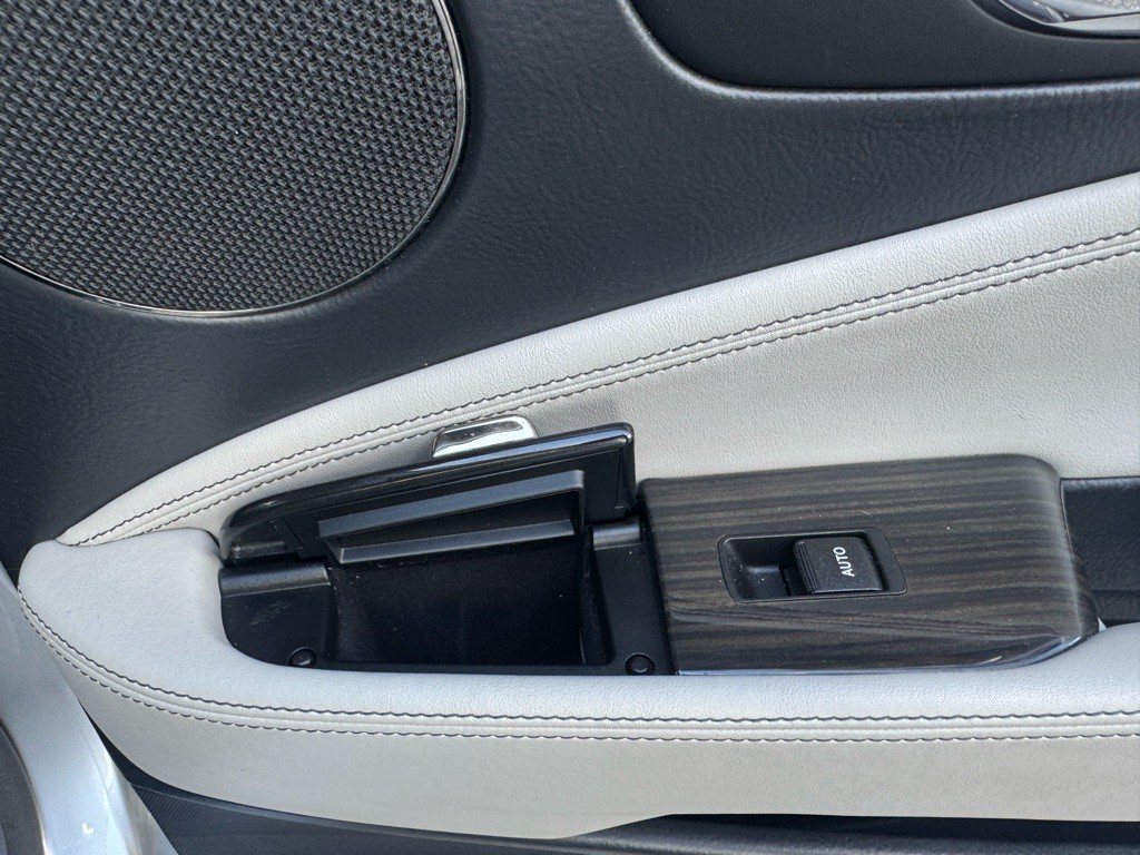 2013 Lexus LS Image 54