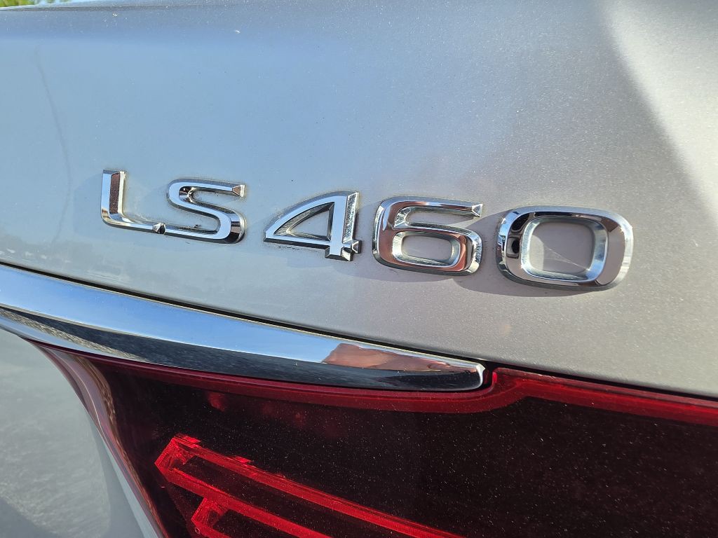 2013 Lexus LS Image 9