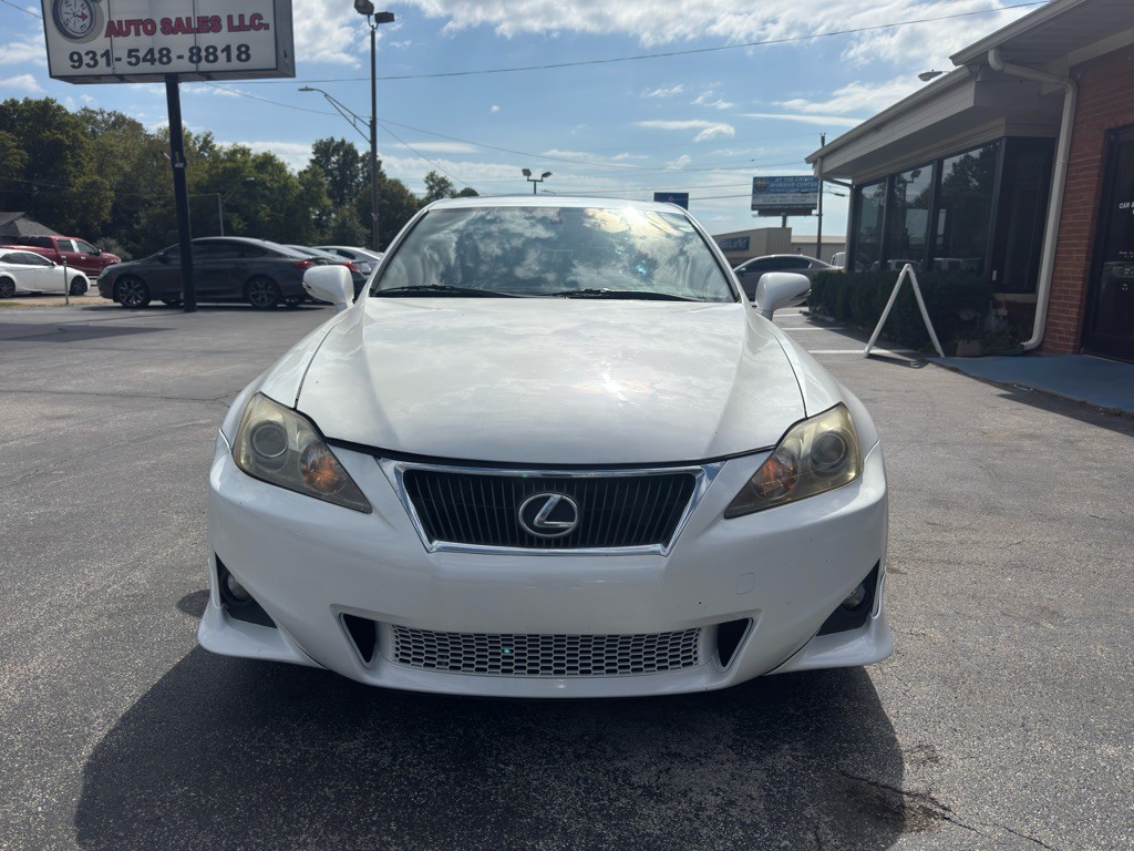 2013 Lexus IS Image 2