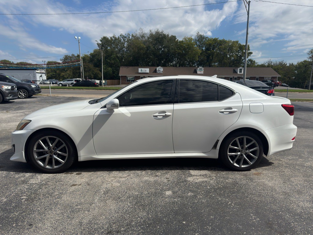 2013 Lexus IS Image 5