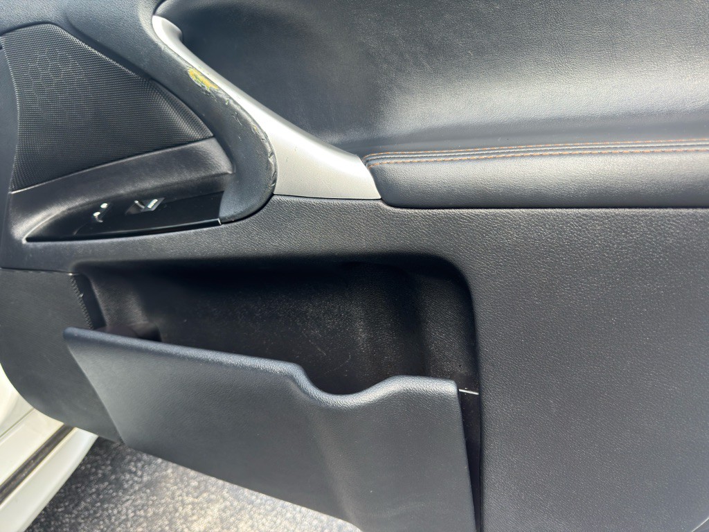 2013 Lexus IS Image 33