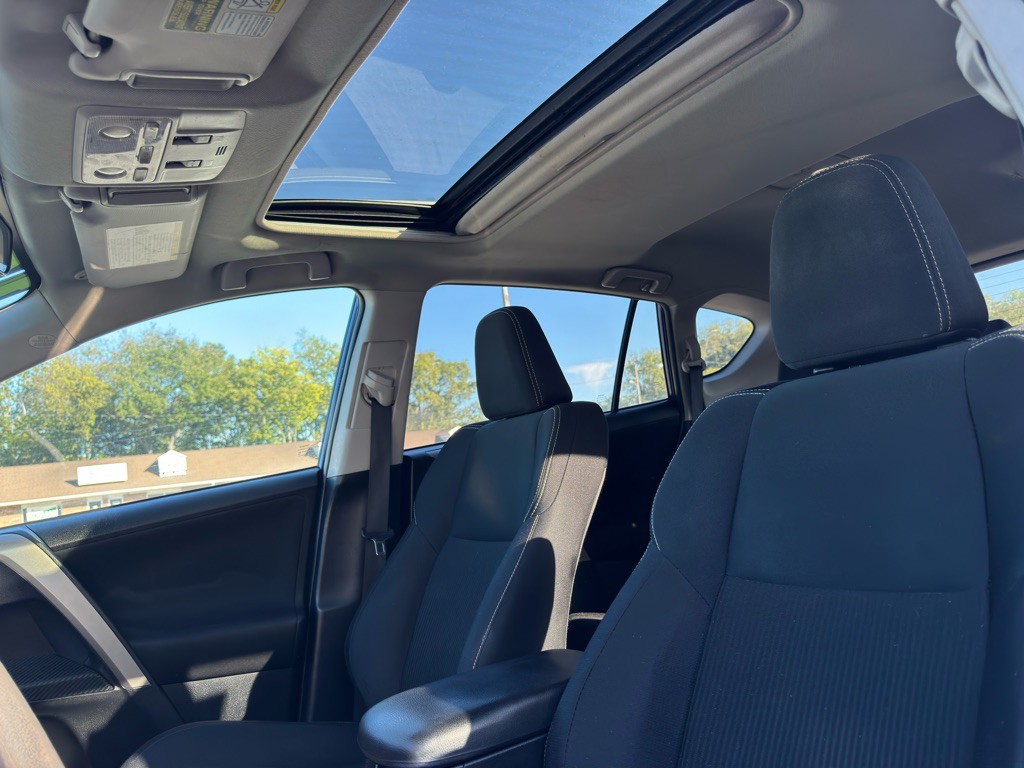 2014 Toyota Rav4 Image 14