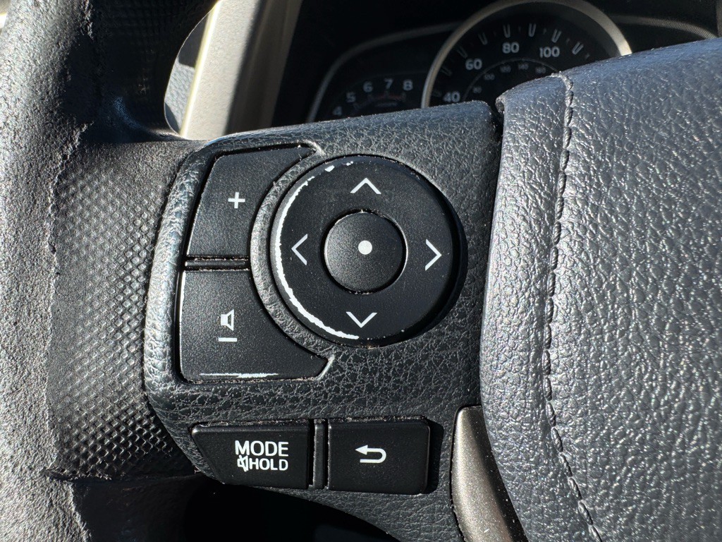 2014 Toyota Rav4 Image 17
