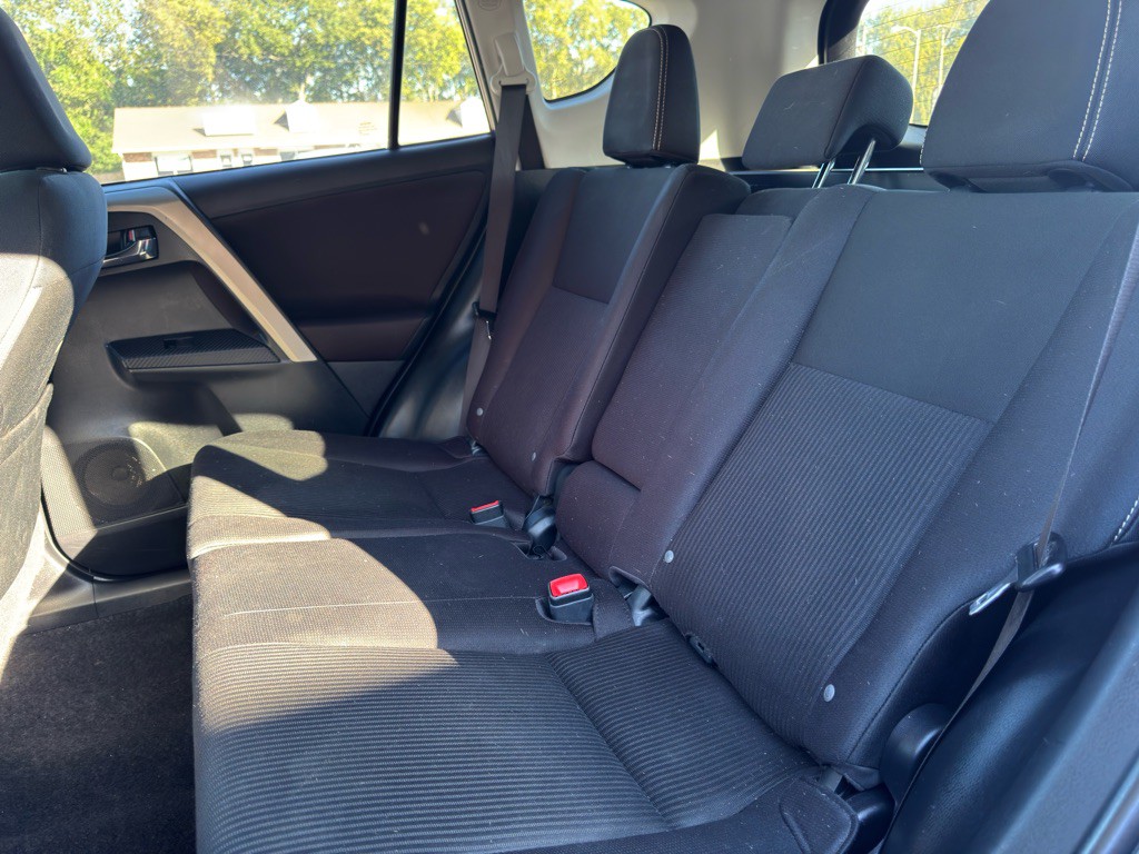 2014 Toyota Rav4 Image 30