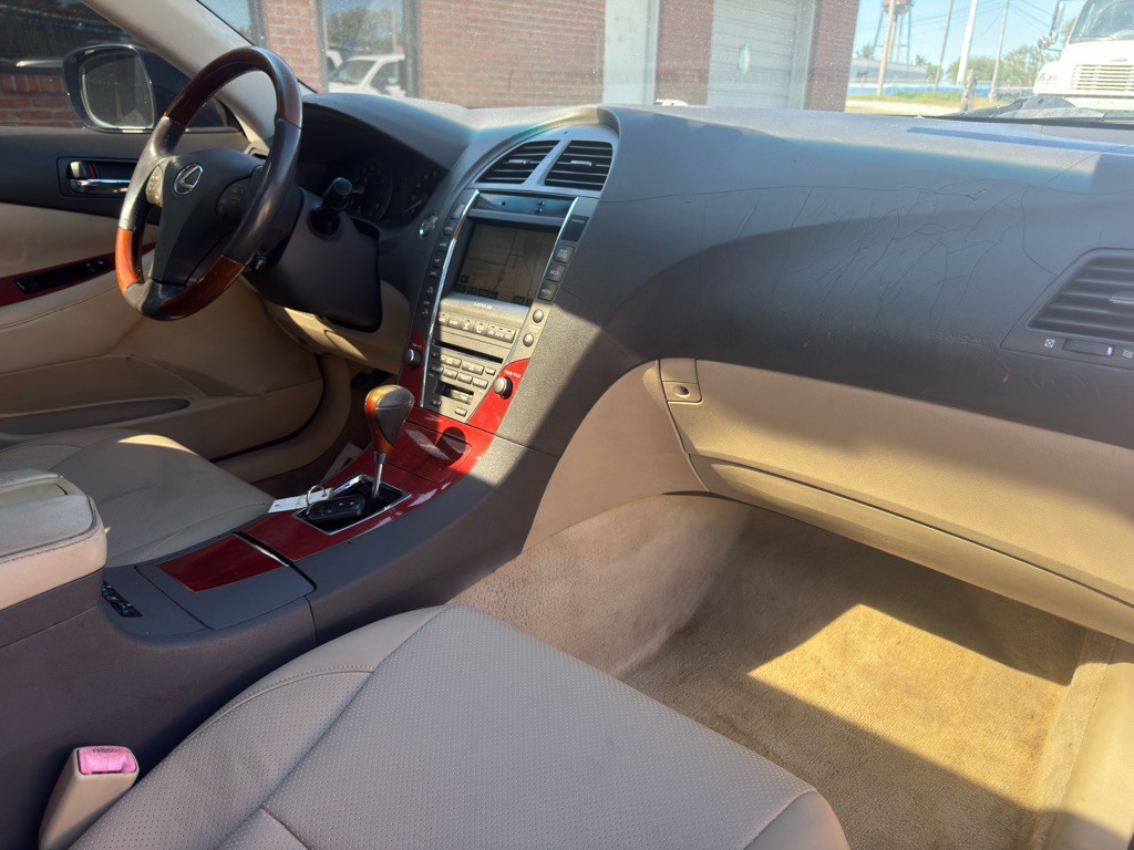 2007 Lexus ES Image 40