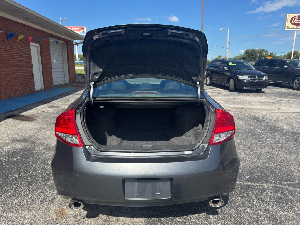 2011 Honda Accord Image 8