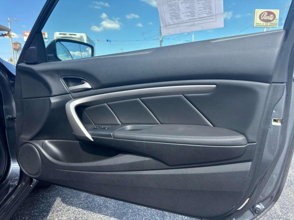 2011 Honda Accord Image 20