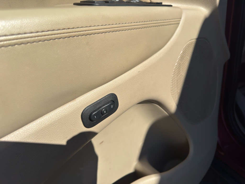 2014 Jeep Grand Cherokee Image 11