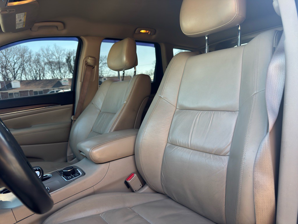 2014 Jeep Grand Cherokee Image 12