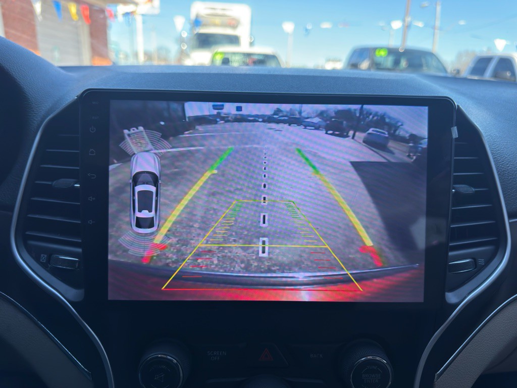 2014 Jeep Grand Cherokee Image 23