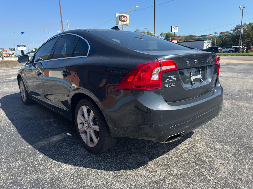 2016 Volvo S60 Image 5