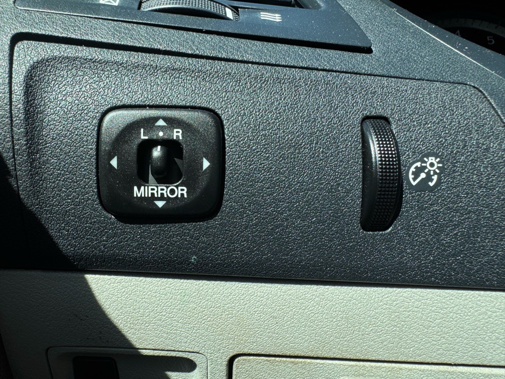 2007 Lexus ES Image 14