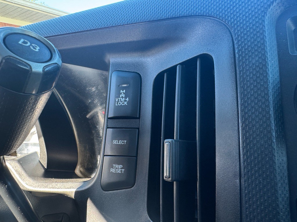 2010 Honda Ridgeline Image 19