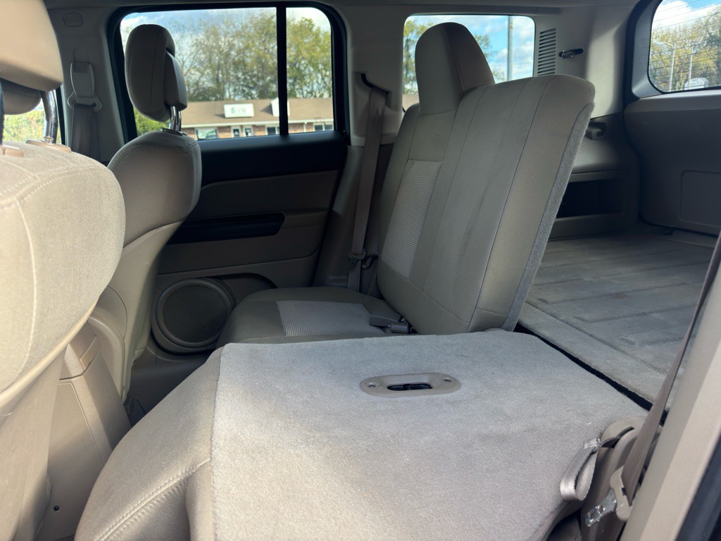 2011 Jeep Patriot Image 24