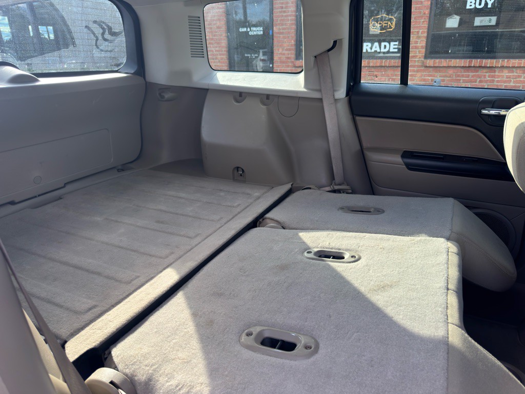 2011 Jeep Patriot Image 25