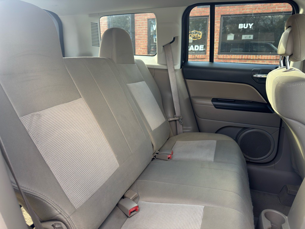 2011 Jeep Patriot Image 26