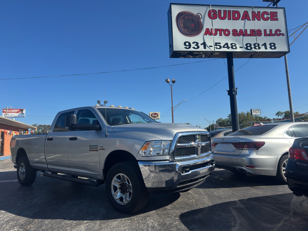 2015 RAM 3500 Image 1