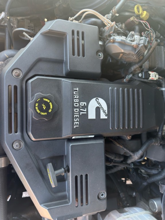 2015 RAM 3500 Image 4