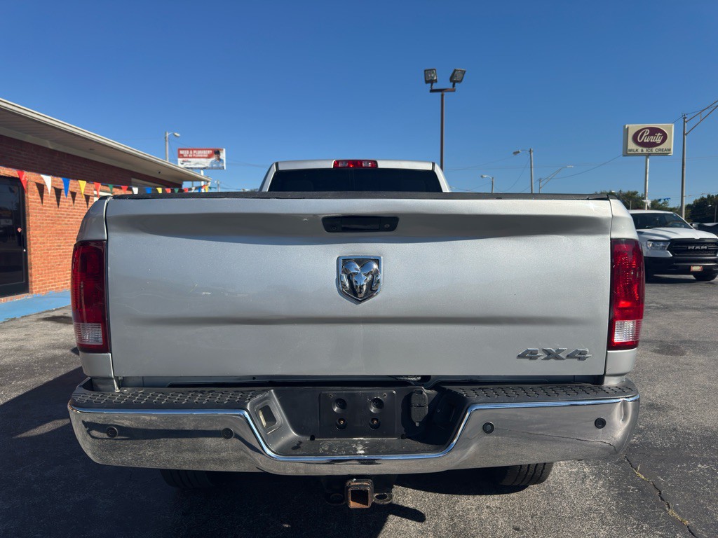 2015 RAM 3500 Image 8